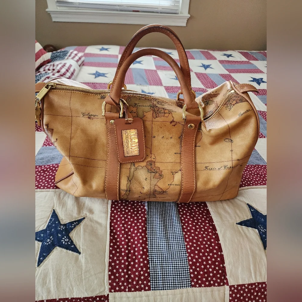 Vintage Alviero Martini Bag With Lock And Key - Picture 2 of 10